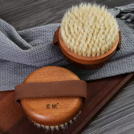 Brosse Préparatrice Japonaise (Stimule La Circulation Sanguine & Prépare La Peau À L'exfoliation)